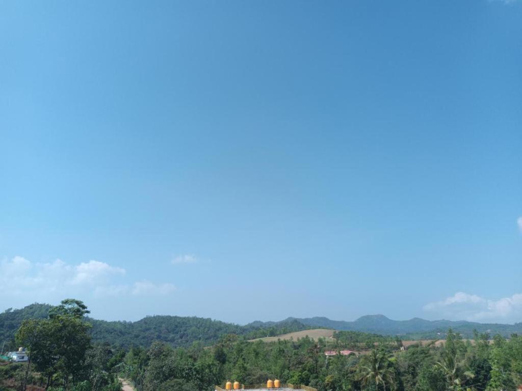 Misty Greens Madikeri Exterior foto